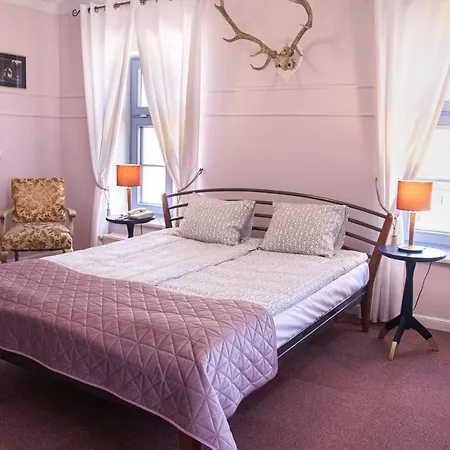 Marmulowski ホテル 3*