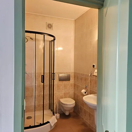 Marmulowski ホテル 3*