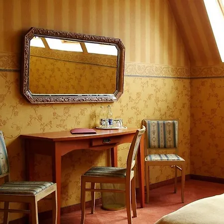 Marmulowski ホテル 3*