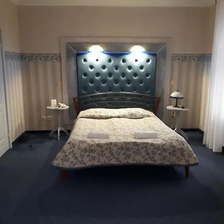 Hotell Marmulowski 3*